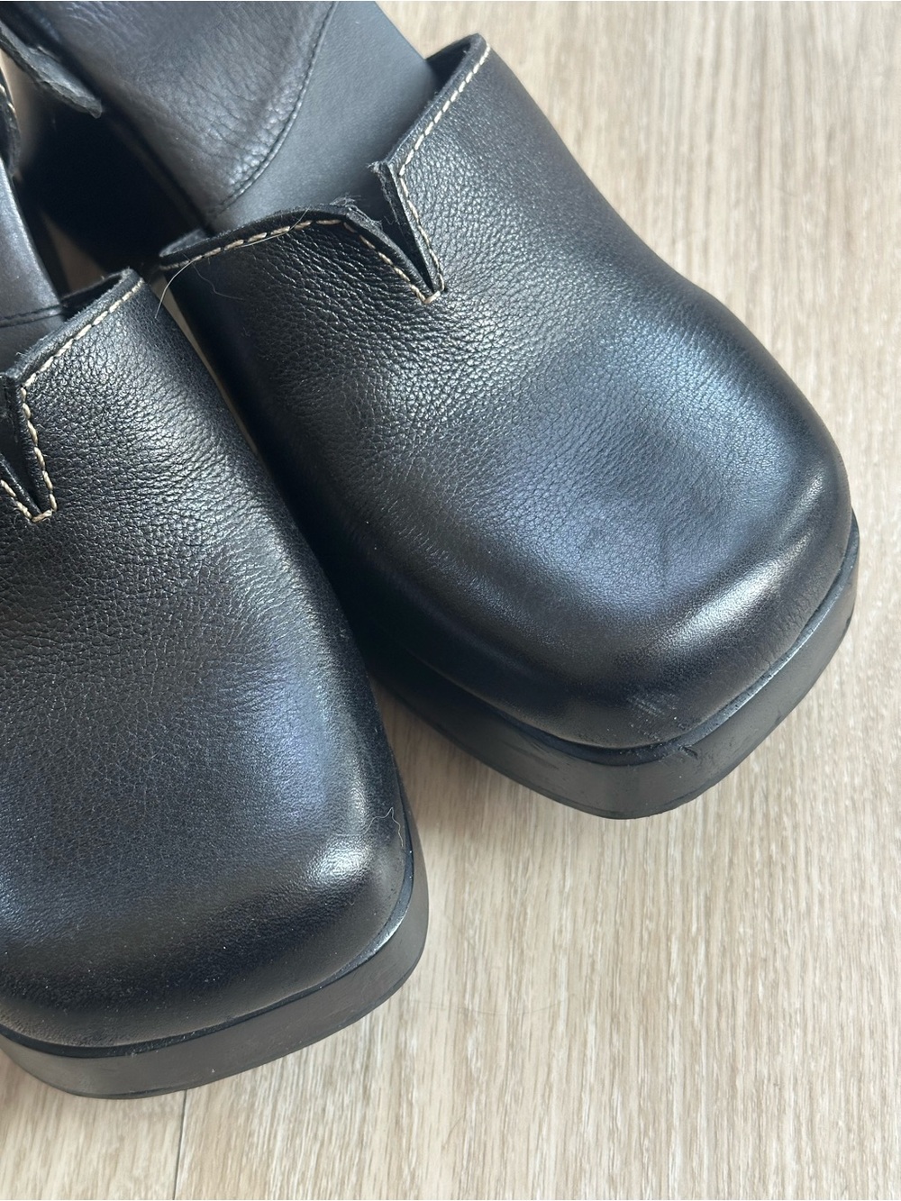 Vintage MIA Platform Clog Sandals - Picture 3 of 6